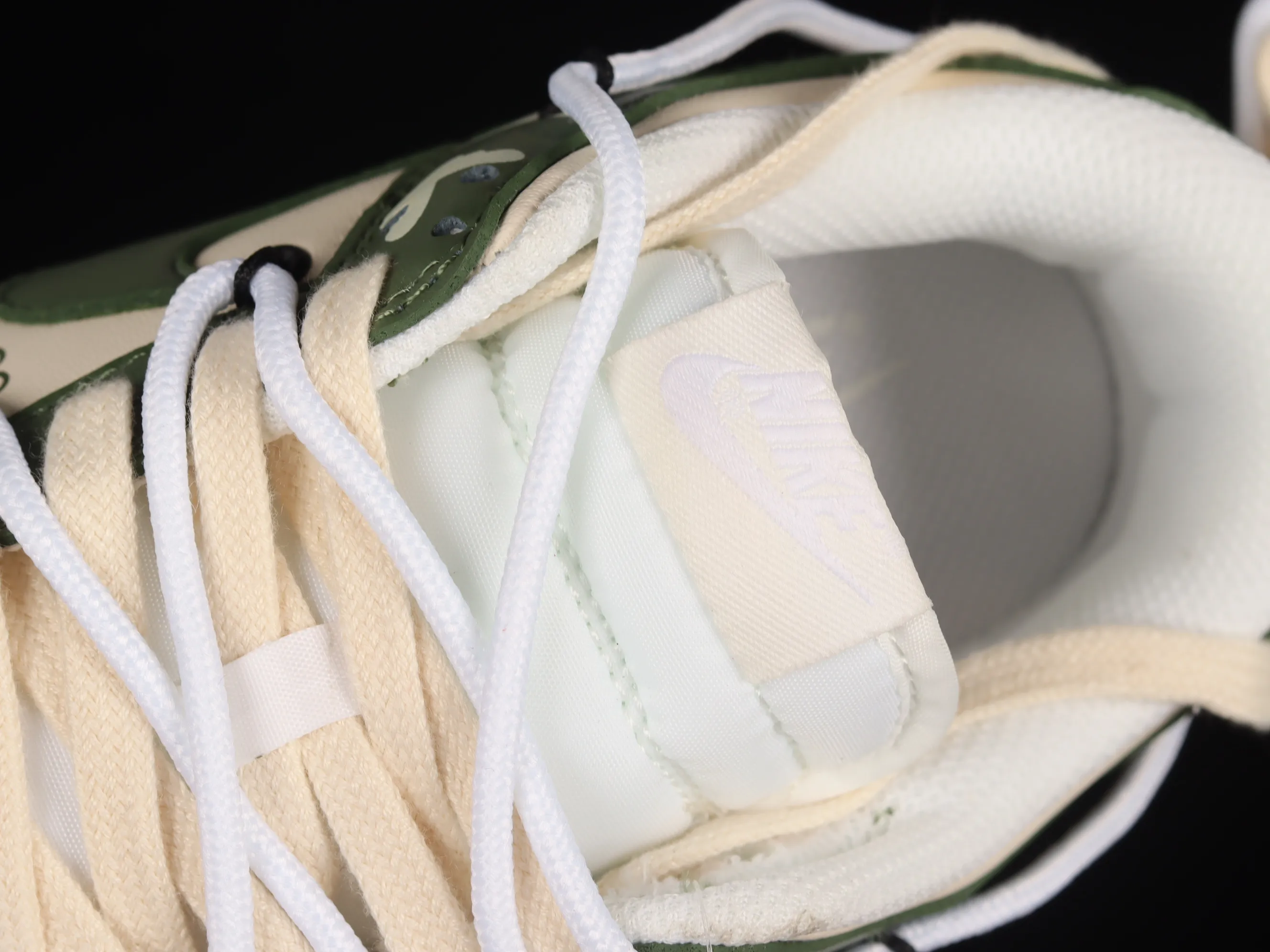 All categories Nk SB Dunk series Nk SB Dunk Low low-top sneakers Nk Dunk Low LOVE floral green customized version of deconstructed strap casual sneakers DH9765-100